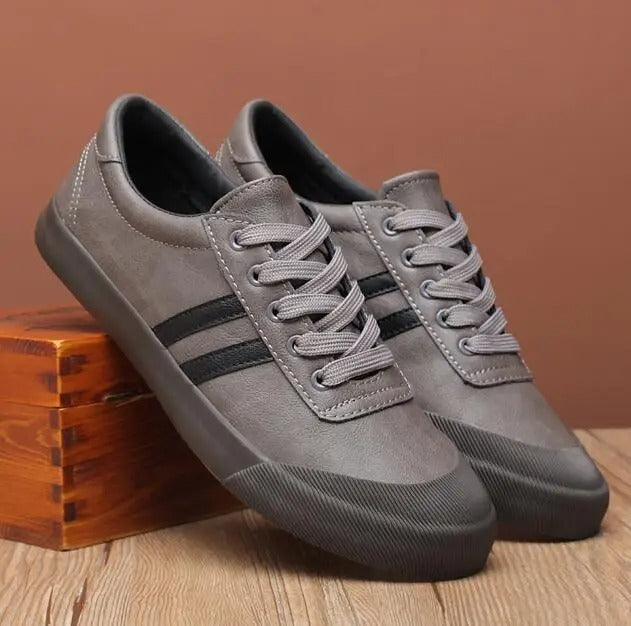Classic Men's Fashion Sneakers