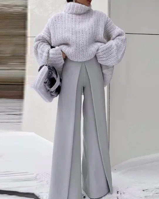 Cozy Women's Winter Crew Neck Knit Sweater