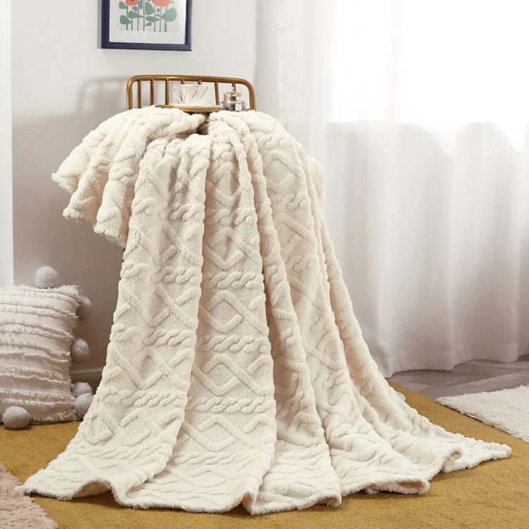 FeatherSoft Throw Blanket