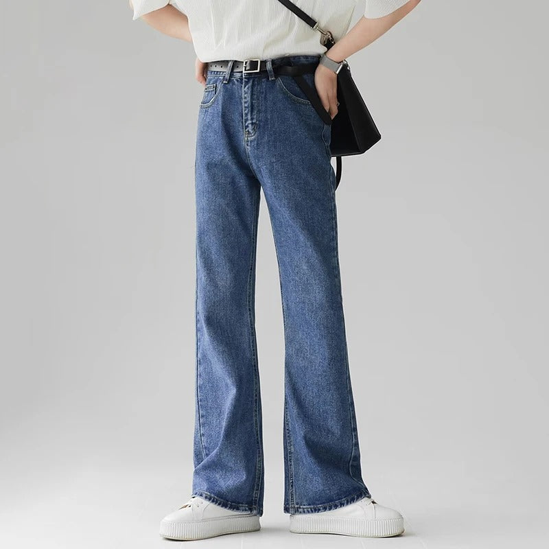 Classic Comfort Fit Retro Jeans