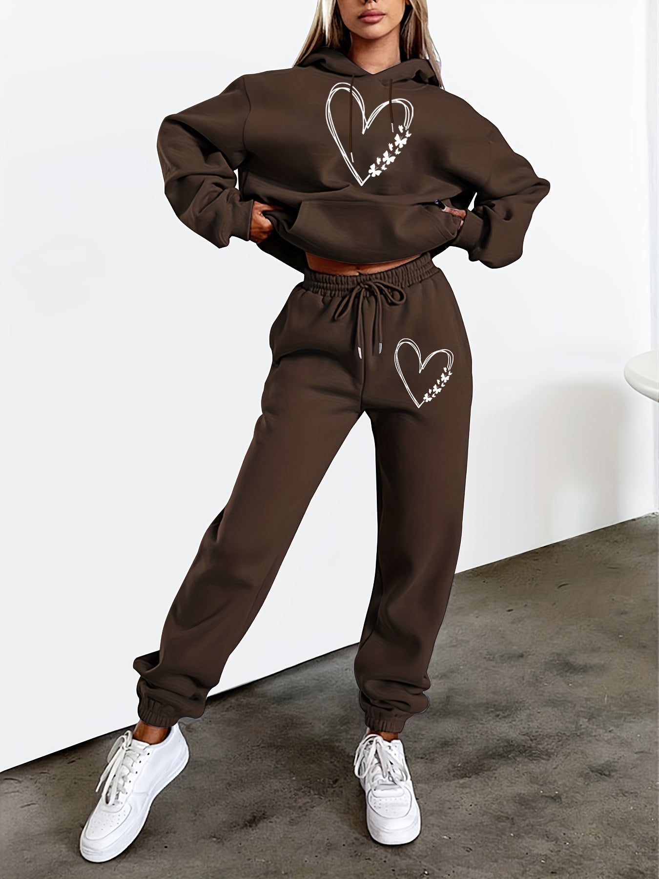 Comfortable Women's Jogging Suit All Season Outfit