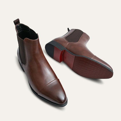 Men’s Sleek Leather Chelsea Boots with Cap Toe