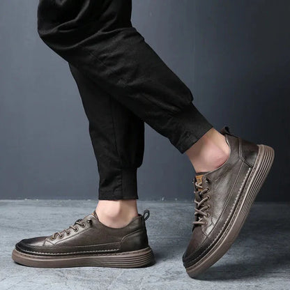 Vincen Sneakers