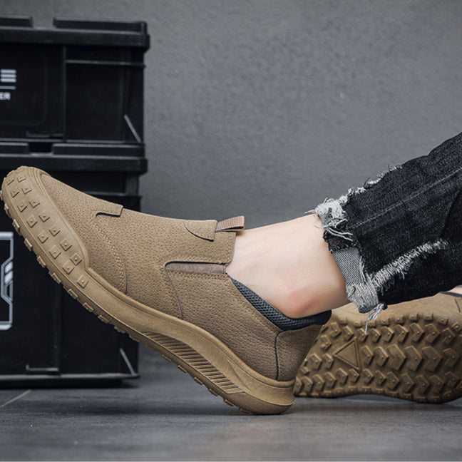 Brano Sneakers