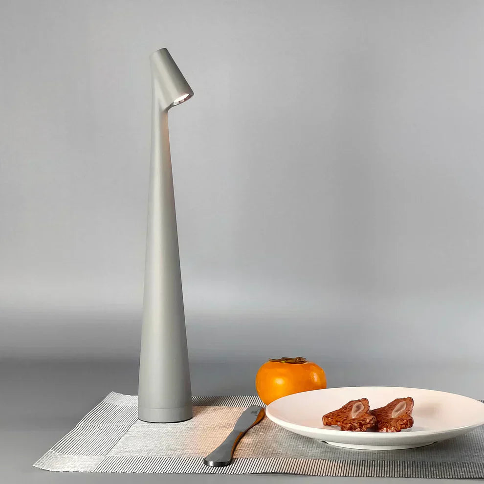 Simple Slim Wireless Desk Lamp For Warm Reading Light