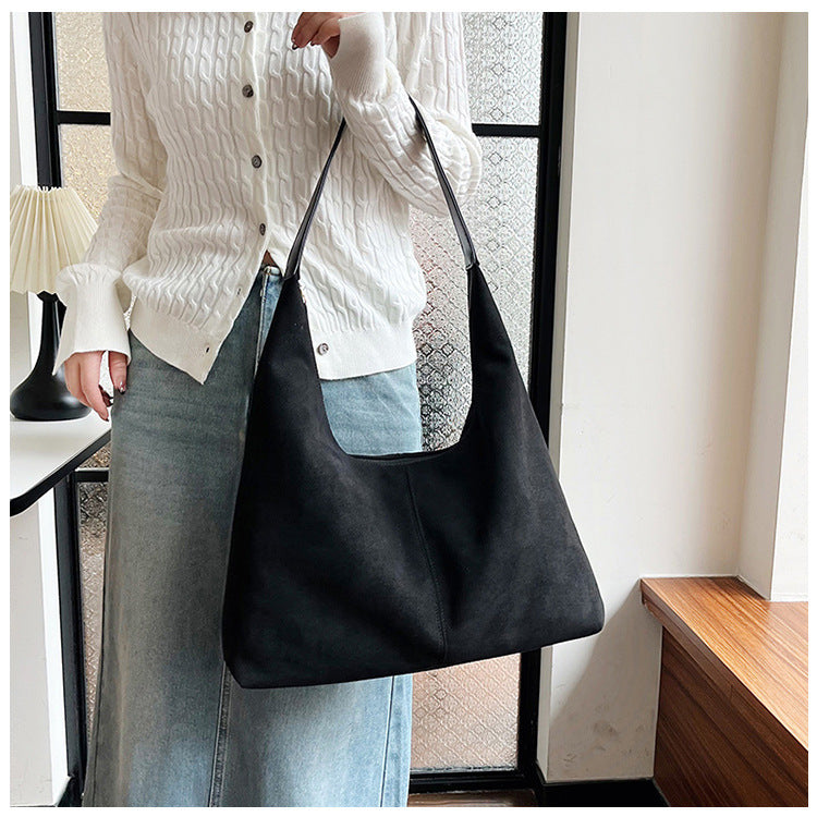 EVERA | Retro Matte Tote Bag