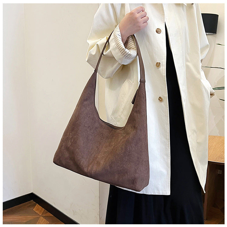 EVERA | Retro Matte Tote Bag