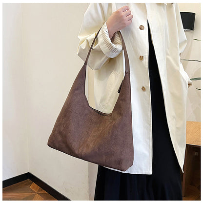 EVERA | Retro Matte Tote Bag