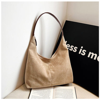 EVERA | Retro Matte Tote Bag