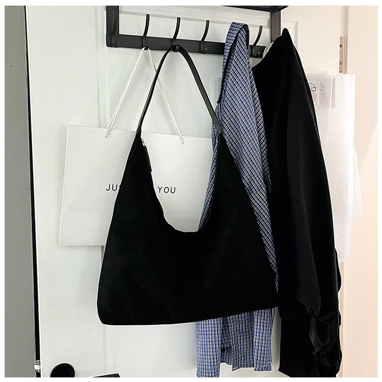 EVERA | Retro Matte Tote Bag