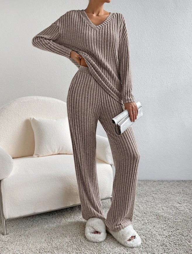 Soft V-neck Sweater and Leggings Set for Women