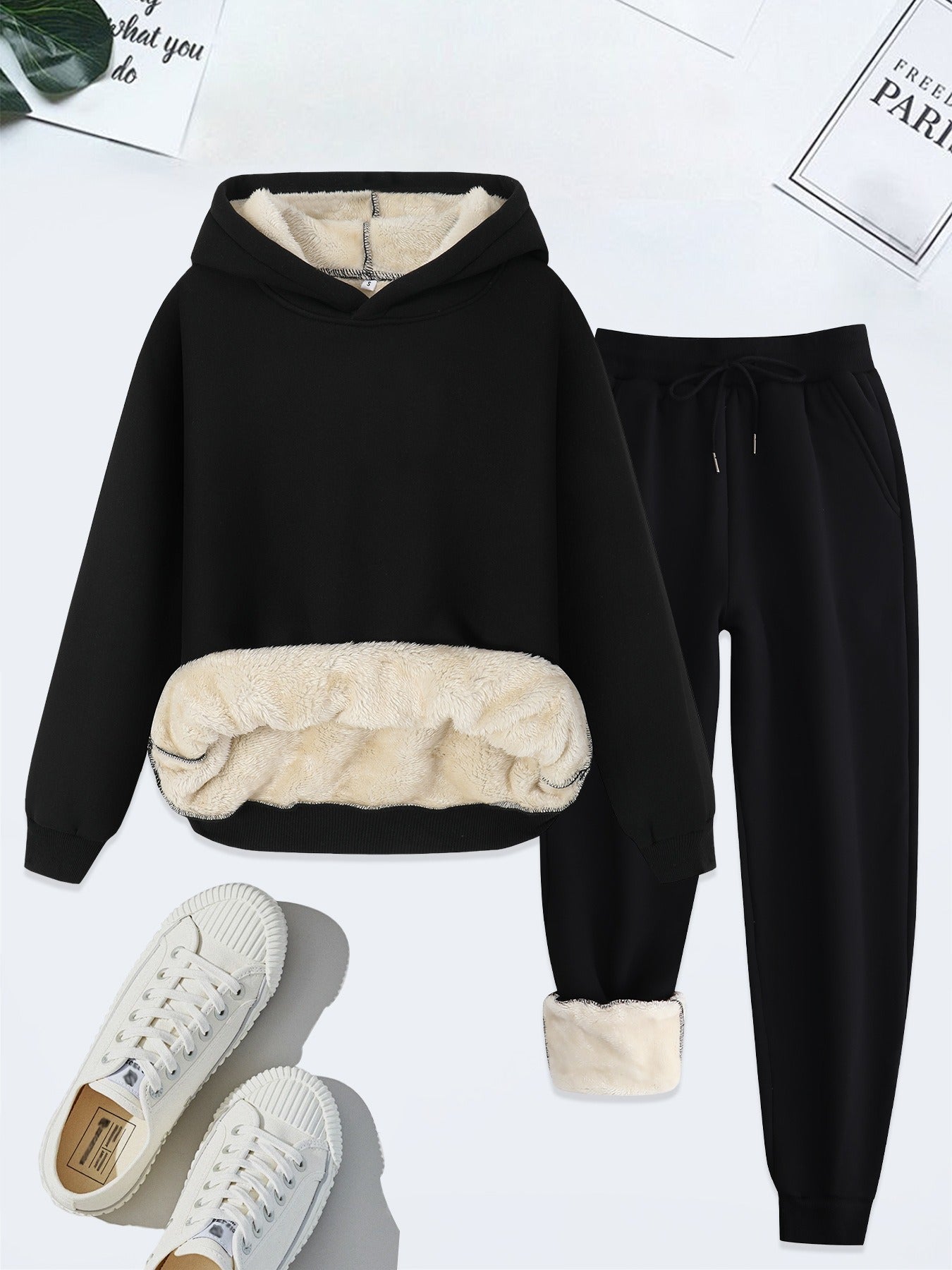 Comfy Women's Hoodie Sweat Suit with City Print