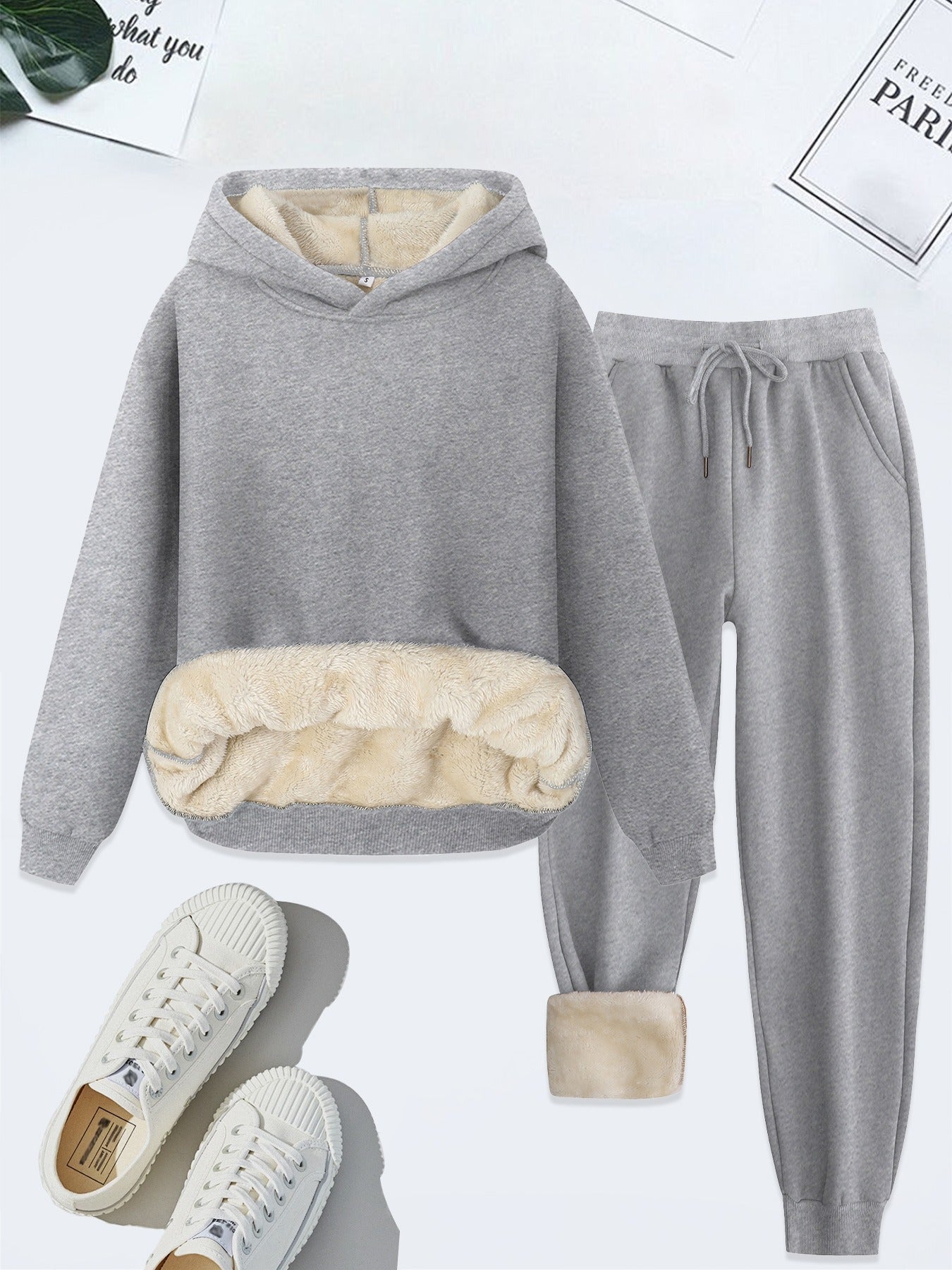 Comfy Women's Hoodie Sweat Suit with City Print - BritishElegance