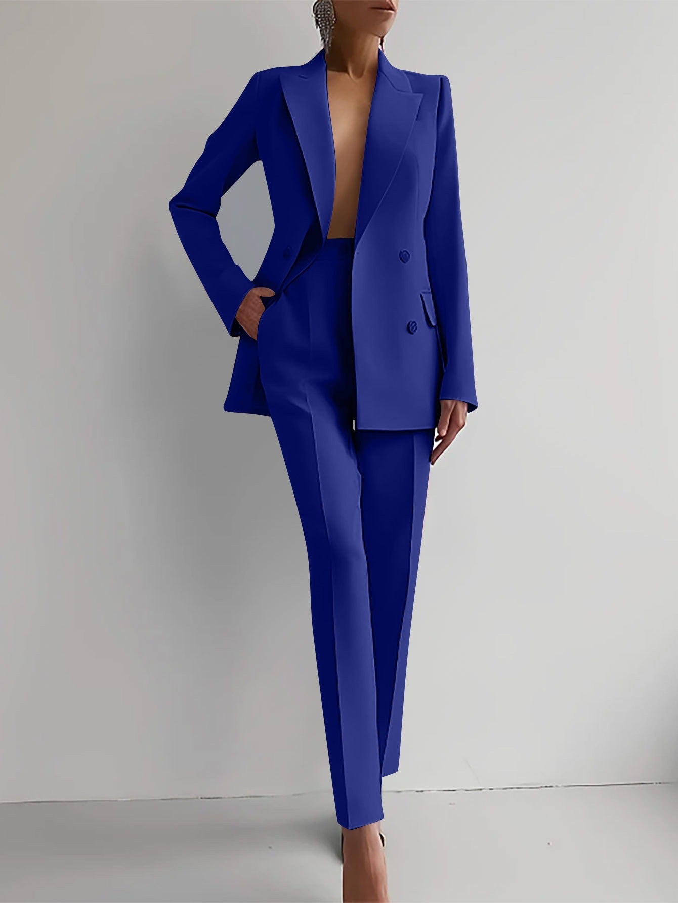 Classic Women's Workplace Suit Set