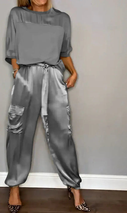 Ninalo Women's Two-Piece Suit with Short Sleeve Top and Pants