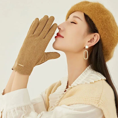 Lotte | Classic and versatile suede gloves