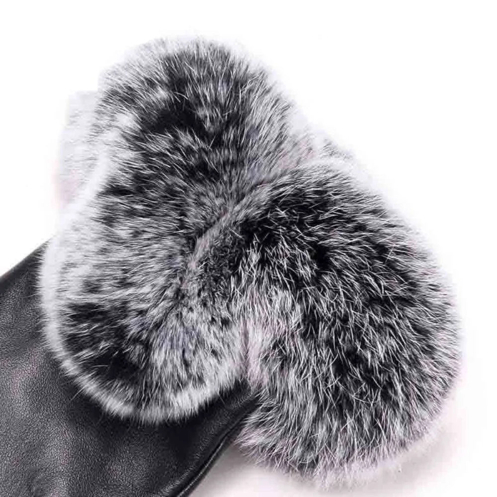 Lotte | Stylish and warm leather gloves