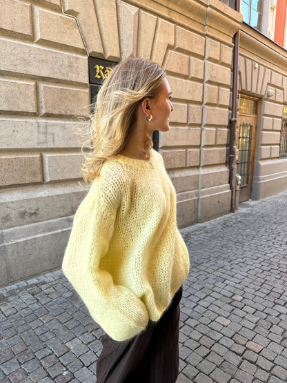 Luxe Comfortable Women's Sweater - Lunovia