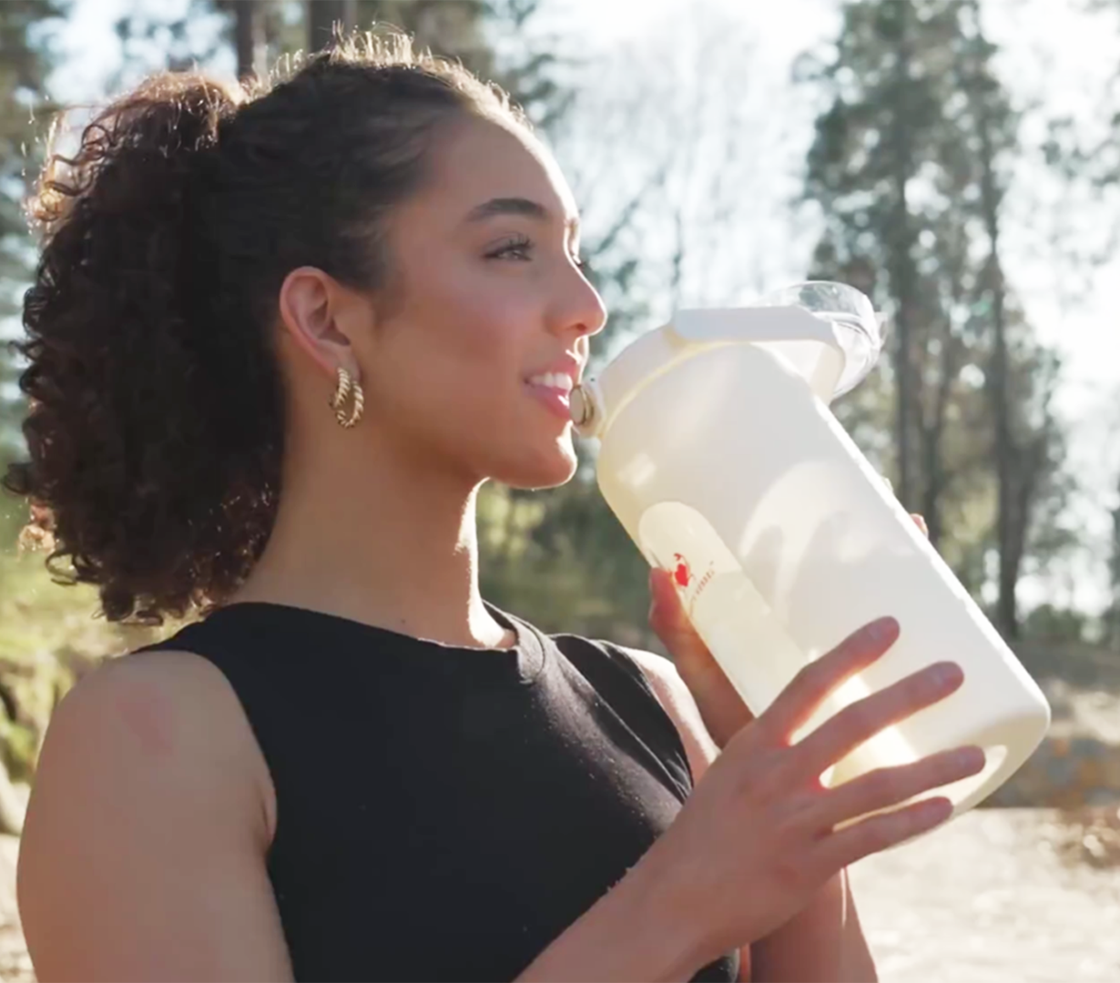 Durable 64oz Shatterproof Water Bottle - BritishElegance