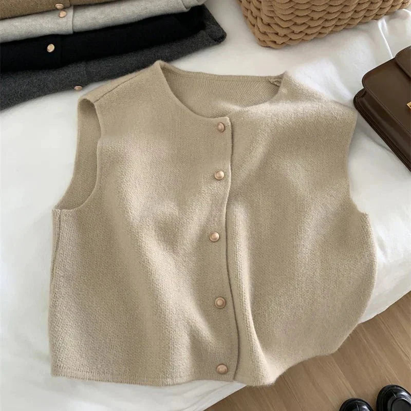 Soft Women's Cable Knit Sweater Vest