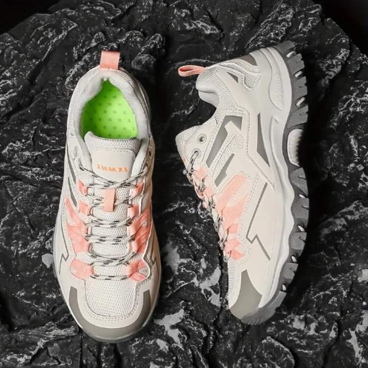 OrthoSupport Hiking Shoes