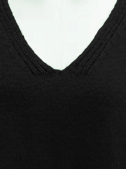 Plus Size Casual V-Neck Sweater for Curvy Women