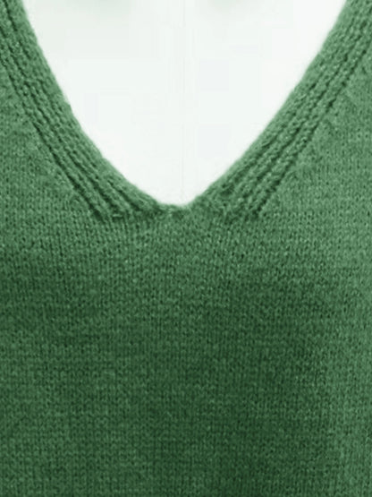 Plus Size Casual V-Neck Sweater for Curvy Women
