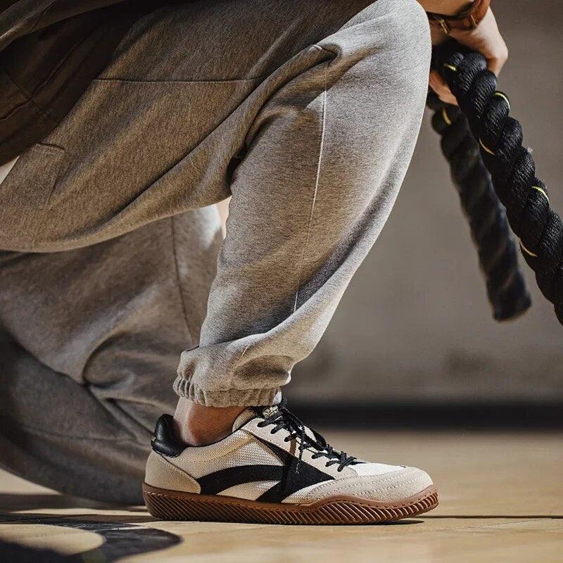 RetroStap Sneakers - Timeless Style and Modern Comfort