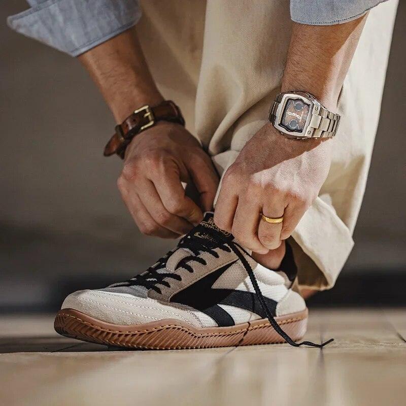 RetroStap Sneakers - Timeless Style and Modern Comfort