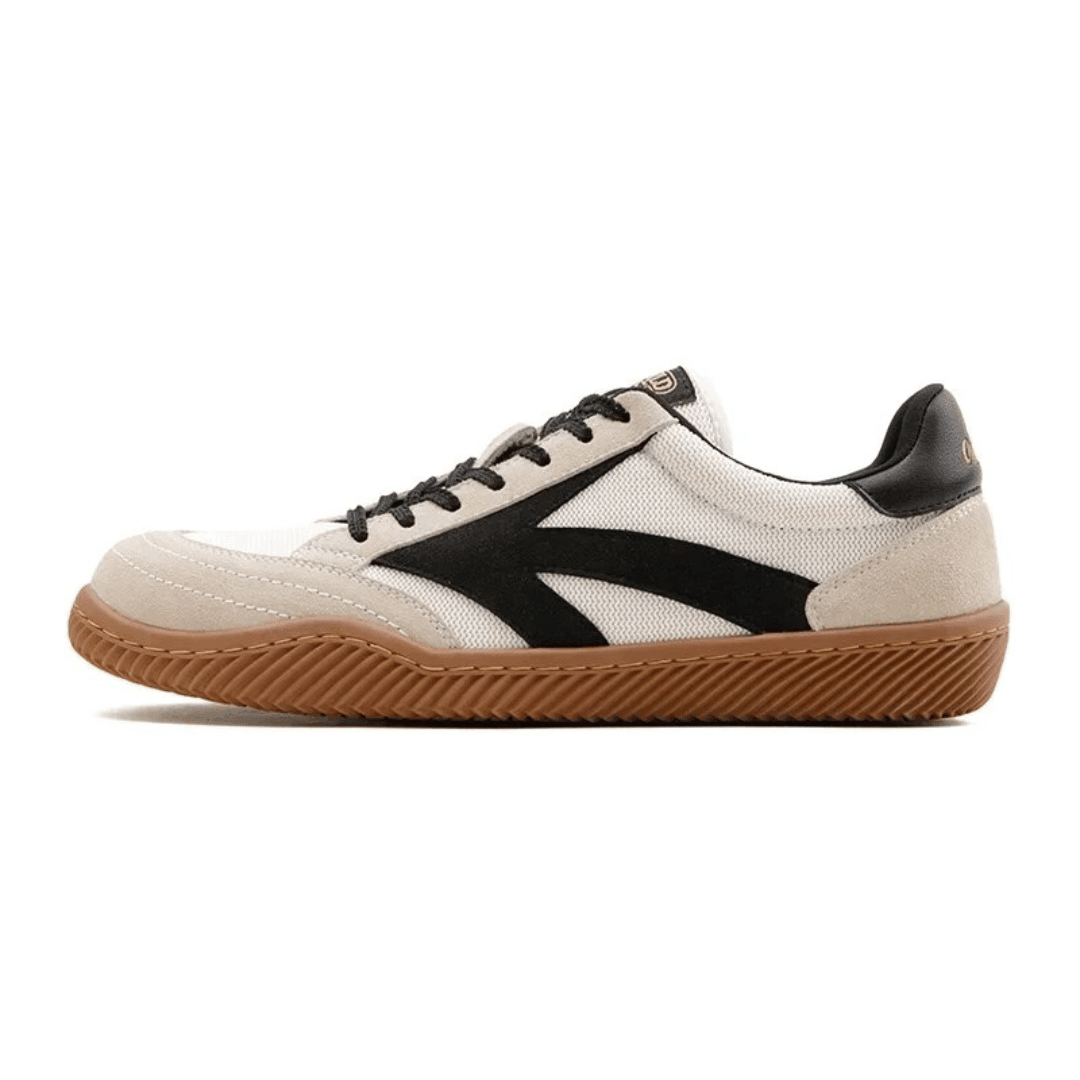 RetroStap Sneakers - Timeless Style and Modern Comfort
