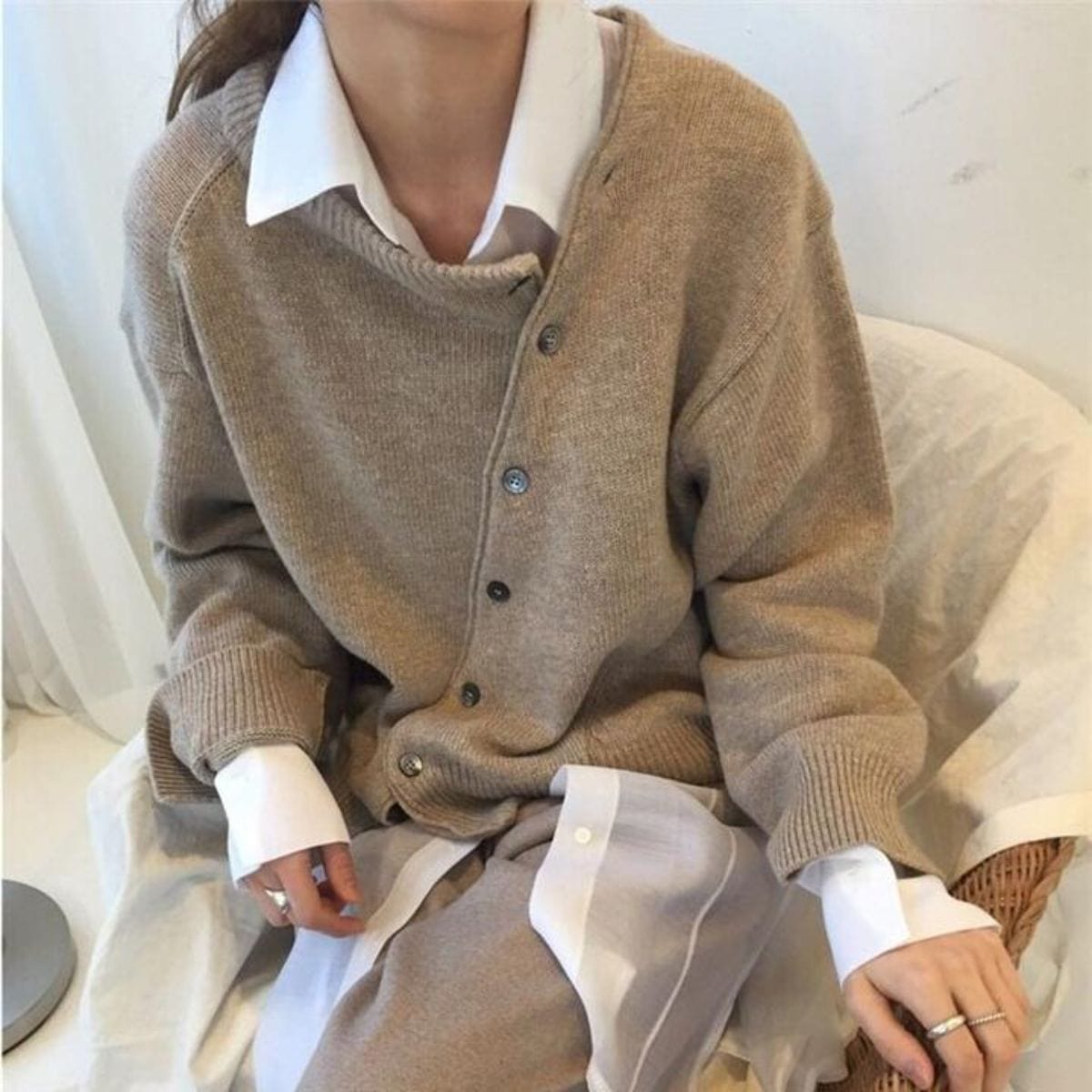 Relaxed Fit Women's Cozy Cardigan Sweater - BritishElegance