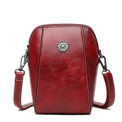 Lea | Elegant Leather Shoulder Bag – Chic, Compact & Effortlessly Refined