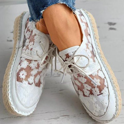 Arabella - Airy orthopedic shoe with floral pattern