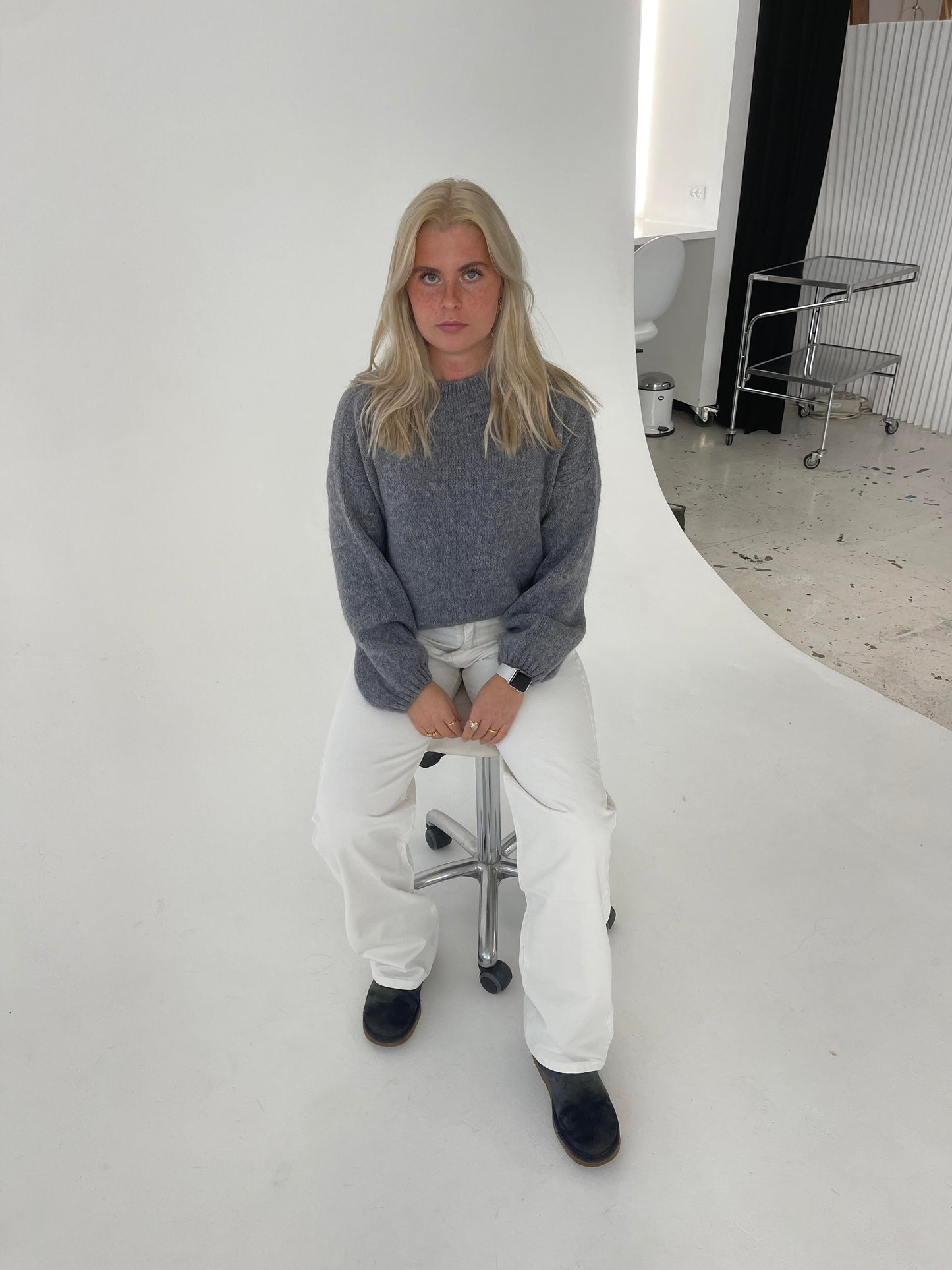 Soft Women's Sweater with Relaxed Fit - Aurena