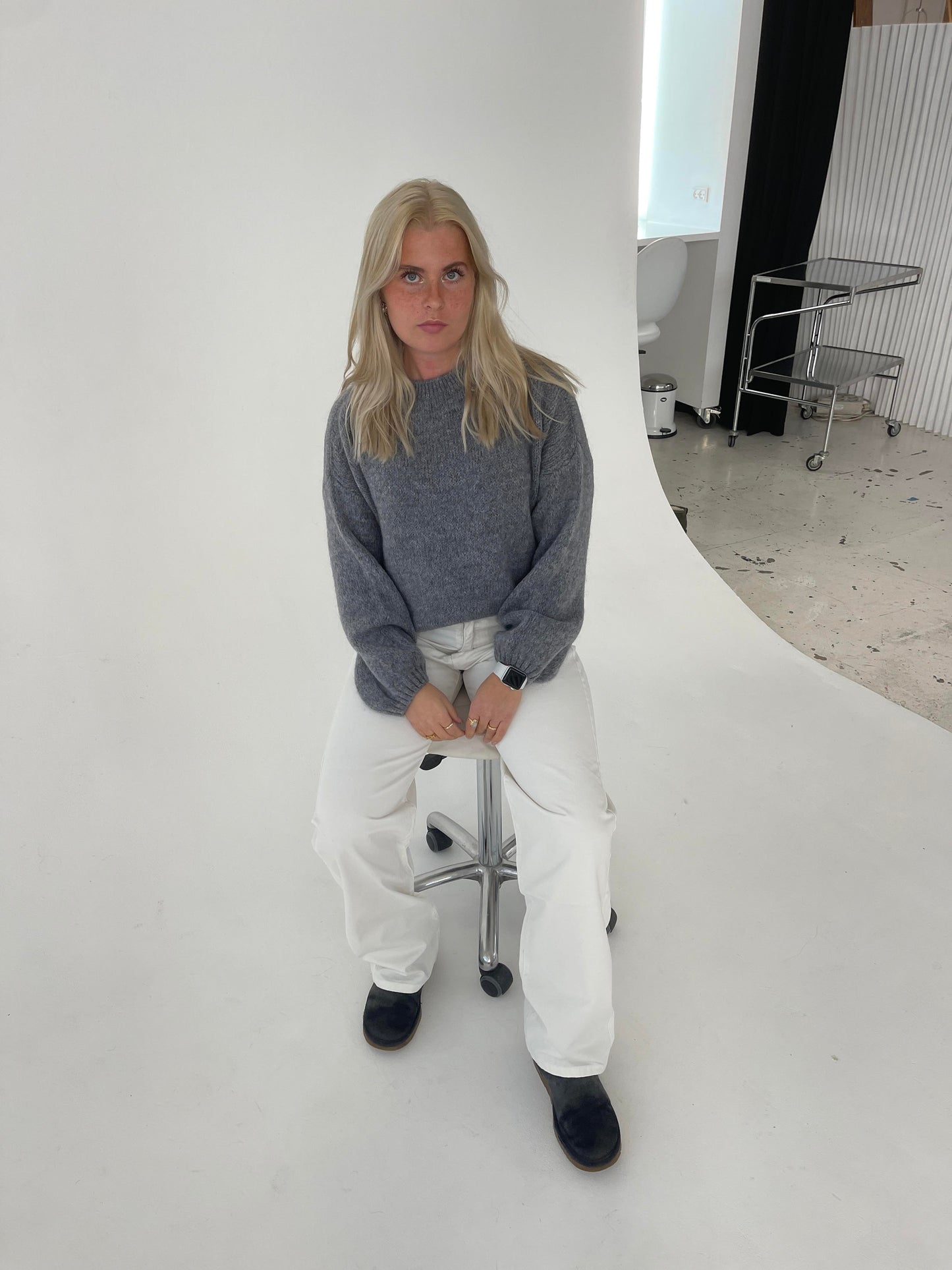 Soft Women's Sweater with Relaxed Fit - Aurena