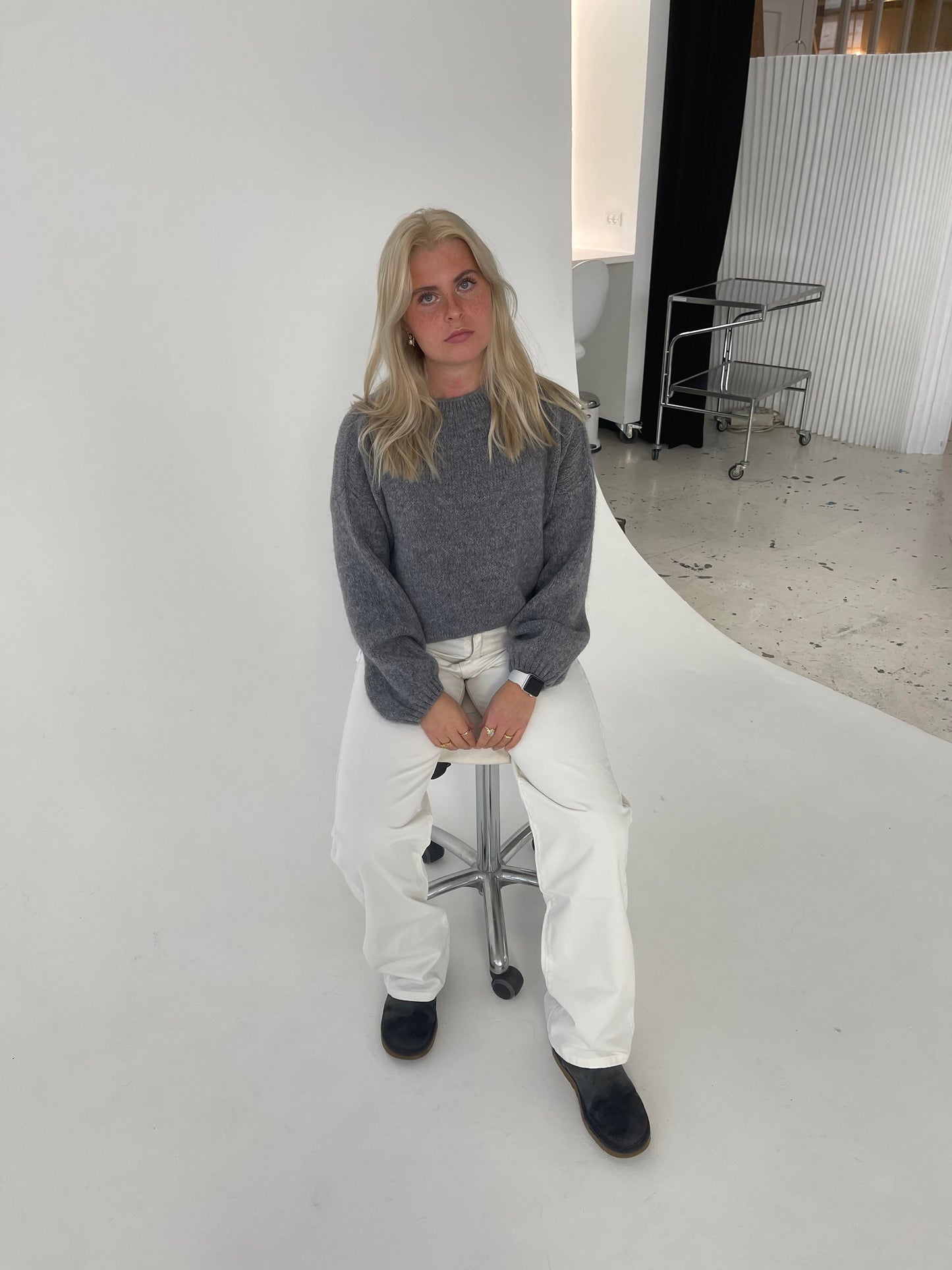Soft Women's Sweater with Relaxed Fit - Aurena