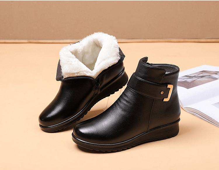 Warm Ankle Boots for Winter Season