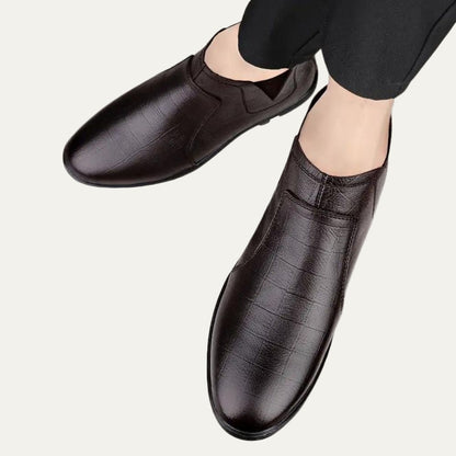 Men’s Smooth Leather Chelsea Boots with Tan Welt
