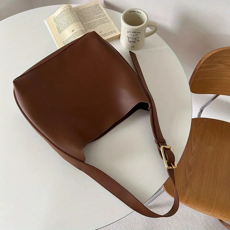 Stylish Shoulder Bag for Everyday Use - Luxe Everyday