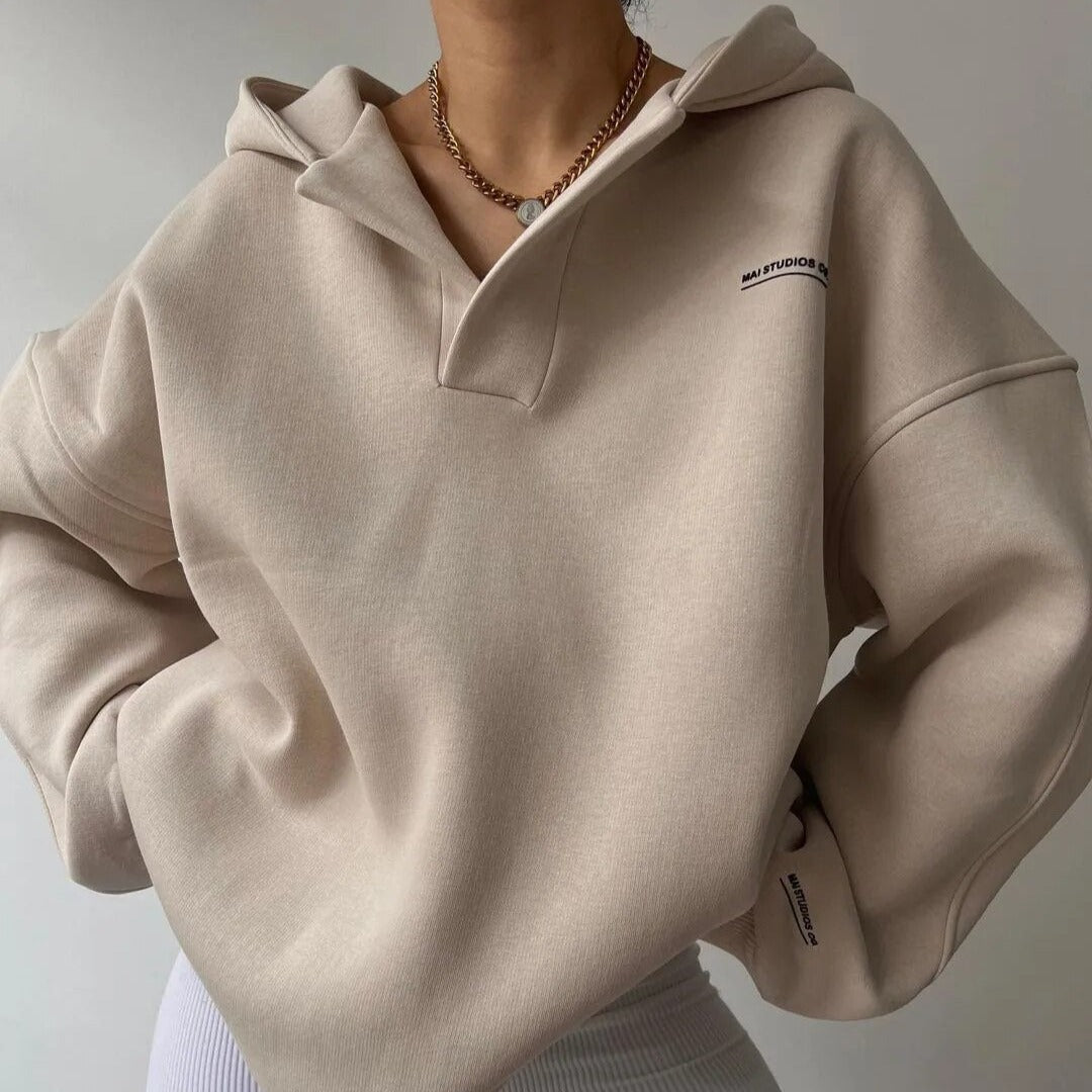 Trendy Oversized Women's Hoodie with Hood - Luna