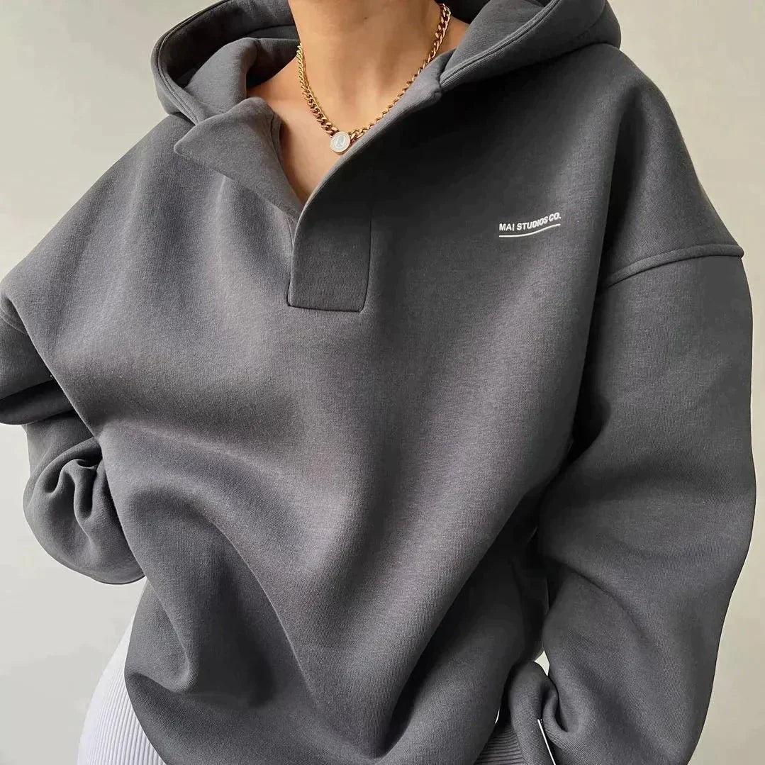 Trendy Oversized Women's Hoodie with Hood - Luna