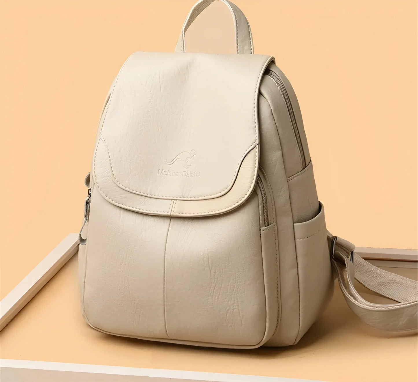 Vintage Leather Women's Backpack - Isabella