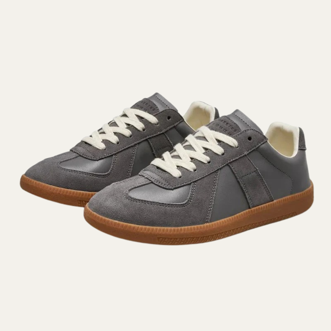 Men’s Classic Low-Top Sneaker with Leather