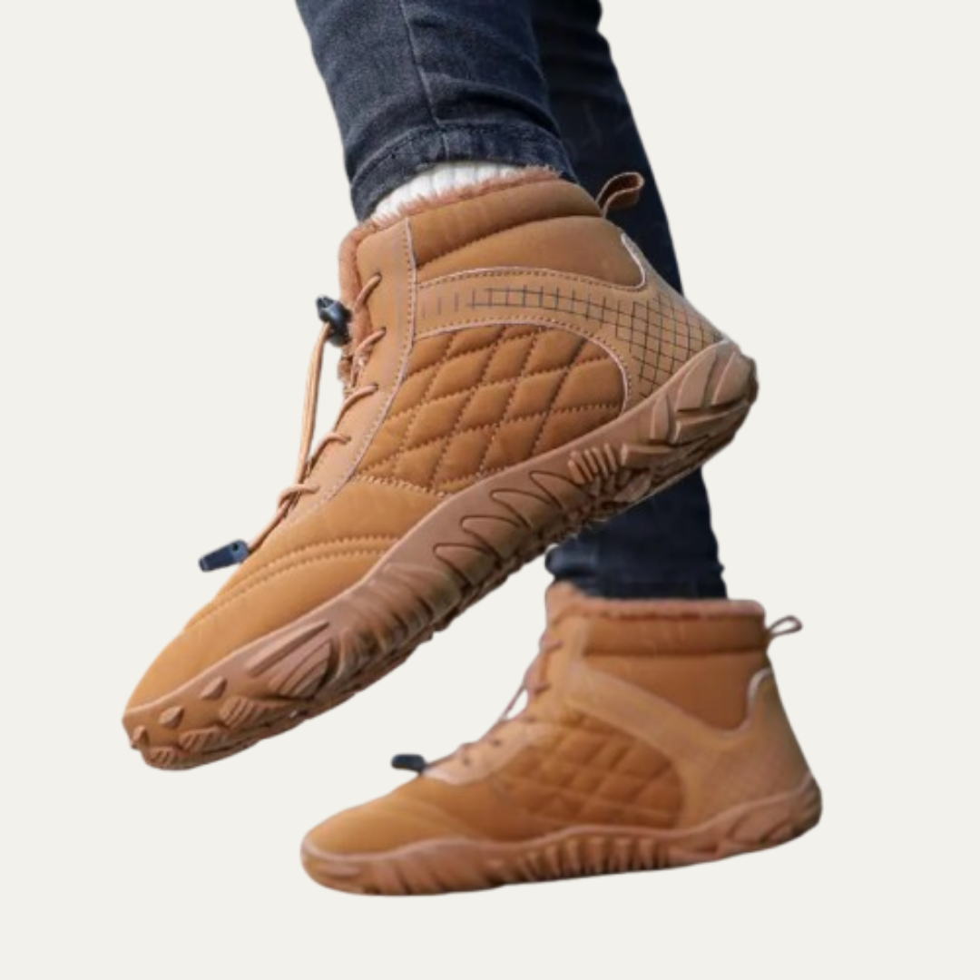 Men’s Rugged Smooth Leather Hybrid Ankle Boot