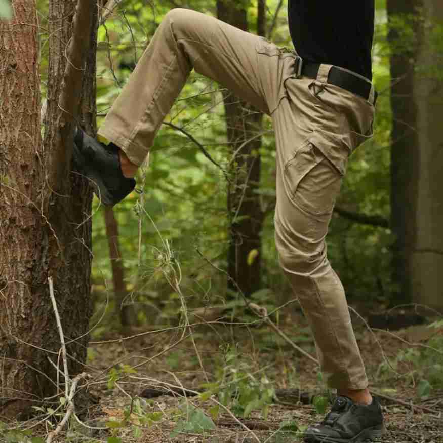 Waterproof Tactical Trousers – Multi-Pocket, Reinforced, Built for the Outdoors