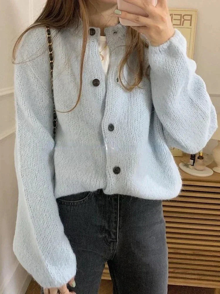 Women's Knitted Cardigan - Nova