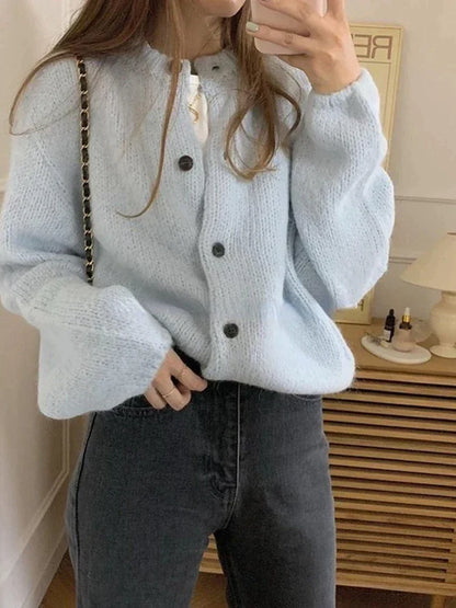 Women's Knitted Cardigan - Nova